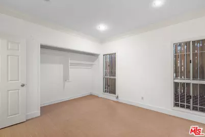822 S Windsor Blvd #102, Los Angeles, CA 90005 - Photo 31