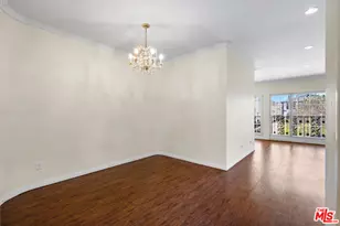 822 S Windsor Blvd, Los Angeles, CA 90005 - Photo 13