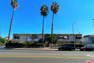 6956 Kester Ave, Van Nuys, CA 91405 - Photo 7