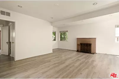 358 N San Vicente Blvd, West Hollywood, CA 90048 - Photo 5