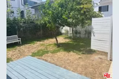 821 N Harvard Blvd, Los Angeles, CA 90029 - Photo 23