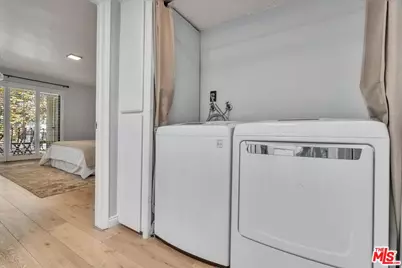 640 Wilcox Ave, Los Angeles, CA 90004 - Photo 19