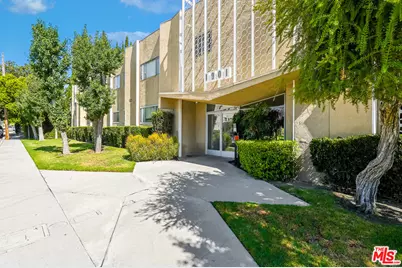 1901 Peyton Ave #N, Burbank, CA 91504 - Photo 3