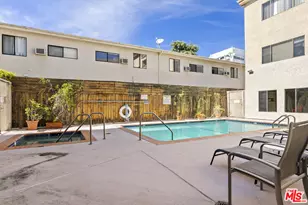 14630 Dickens St, Los Angeles, CA 91403 - Photo 17