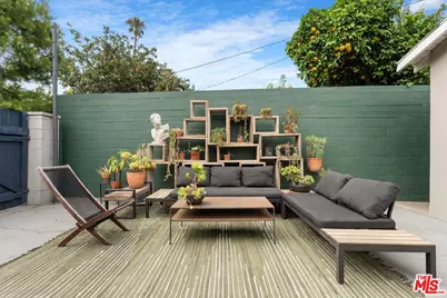 1917 S Marvin Ave, Los Angeles, CA 90016 - Photo 19