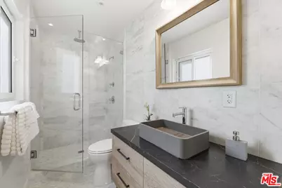 2442 S Coast Highway #3, Laguna Beach, CA 92651 - Photo 19