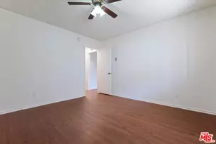 344 S Hobart Blvd, Los Angeles, CA 90020 - Photo 5