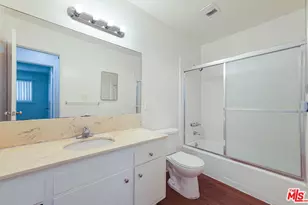 344 S Hobart Blvd, Los Angeles, CA 90020 - Photo 3