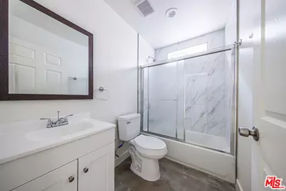 9801 Grandee Ave, Los Angeles, CA 90002 - Photo 3