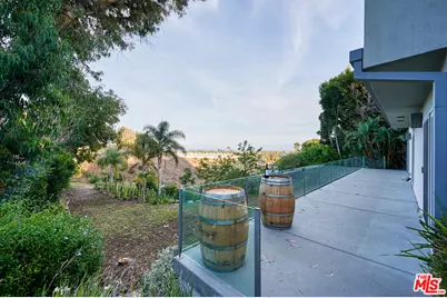 28907 Wight Rd, Malibu, CA 90265 - Photo 51