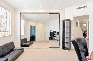 128 N Swall Dr, Los Angeles, CA 90048 - Photo 9
