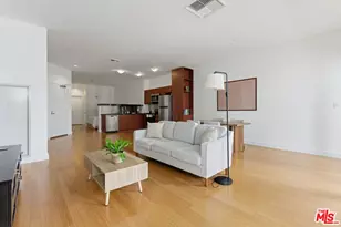 3810 Wilshire Blvd, Los Angeles, CA 90010 - Photo 3