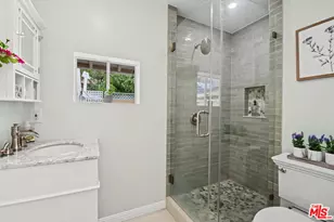 12052 Laurel Terrace Dr, Studio City, CA 91604 - Photo 21