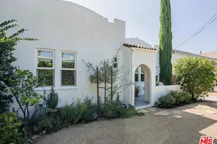 239 N Everett St, Glendale, CA 91206 - Photo 3