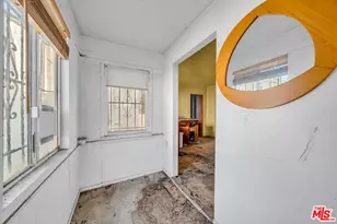 224 W 84th St, Los Angeles, CA 90003 - Photo 33