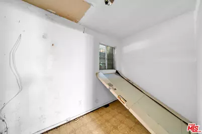 224 W 84th St, Los Angeles, CA 90003 - Photo 31
