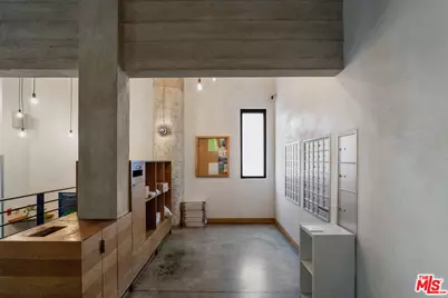 330 W 11th St #104, Los Angeles, CA 90015 - Photo 51
