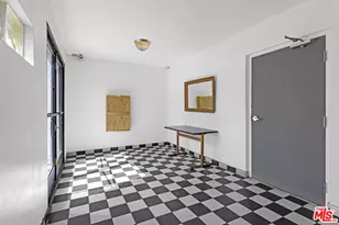 2129 Crenshaw Blvd, Los Angeles, CA 90016 - Photo 31