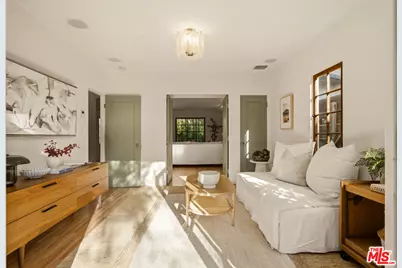 913 Amoroso Pl, Los Angeles, CA 90291 - Photo 19