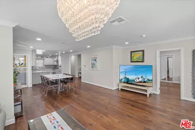 1043 S Victoria Ave, Los Angeles, CA 90019 - Photo 7