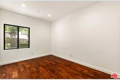 8836 Wonderland Ave, Los Angeles, CA 90046 - Photo 43