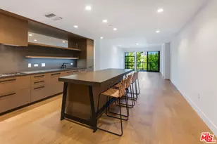 10777 Wilshire Blvd, Los Angeles, CA 90024 - Photo 29