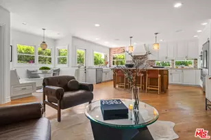 8045 Rayford Dr, Los Angeles, CA 90045 - Photo 17