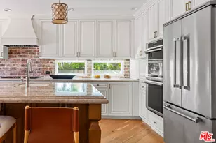 8045 Rayford Dr, Los Angeles, CA 90045 - Photo 21