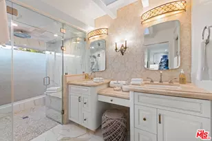 8045 Rayford Dr, Los Angeles, CA 90045 - Photo 47