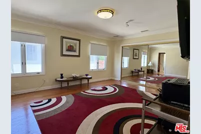 414 N Las Palmas Ave, Los Angeles, CA 90004 - Photo 27