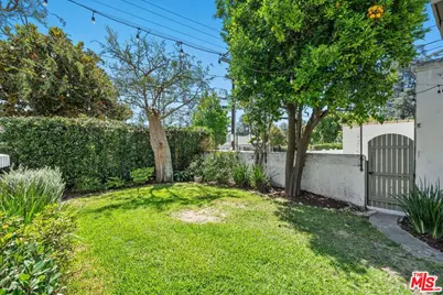 2130 Las Lunas St, Pasadena, CA 91107 - Photo 19