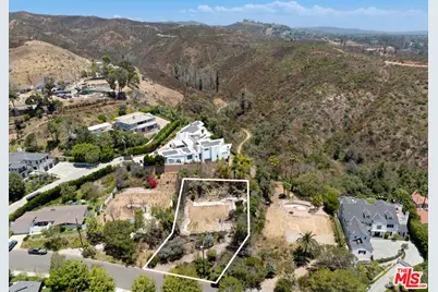 1324 Marinette Rd, Pacific Palisades, CA 90272 - Photo 9