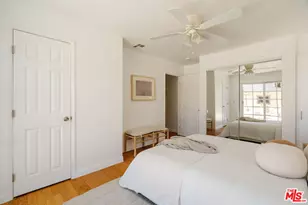 22103 Del Valle St, Woodland Hills, CA 91364 - Photo 15
