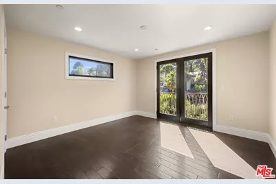6477 Deep Dell Pl, Los Angeles, CA 90068 - Photo 31