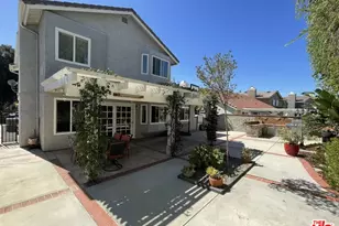 28735 Citrus Pl, Santa Clarita, CA 91390 - Photo 7