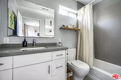2702 Thurman Ave, Los Angeles, CA 90016 - Photo 17