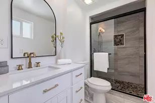 2616 W 73rd St, Los Angeles, CA 90043 - Photo 23