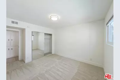 1262 S Barrington Ave #204, Los Angeles, CA 90025 - Photo 23