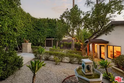 937 Lucile Ave, Los Angeles, CA 90026 - Photo 37