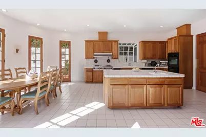 815 Georgina Ave, Santa Monica, CA 90402 - Photo 7