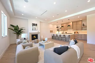 3072 Hollyridge Dr, Los Angeles, CA 90068 - Photo 3