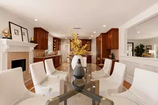 4236 Bonavita Dr, Encino, CA 91436 - Photo 9