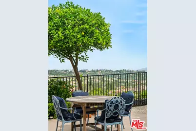 12544 The Vista, Los Angeles, CA 90049 - Photo 33