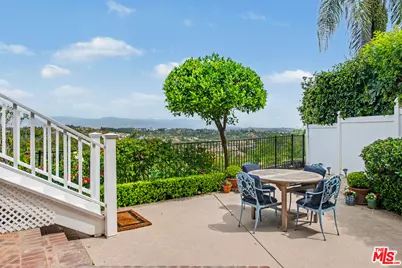 12544 The Vista, Los Angeles, CA 90049 - Photo 31
