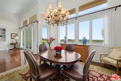 12544 The Vista, Los Angeles, CA 90049 - Photo 9