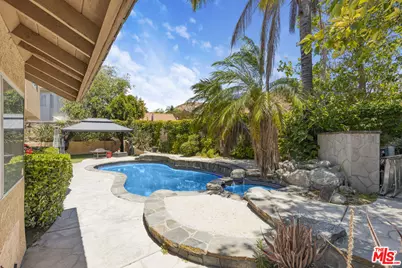 28674 Kathleen Ave, Santa Clarita, CA 91390 - Photo 29