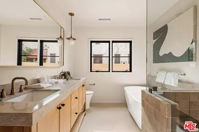 6500 W 5th St, Los Angeles, CA 90048 - Photo 11