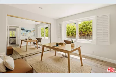 19443 Hatteras St, Los Angeles, CA 91356 - Photo 15