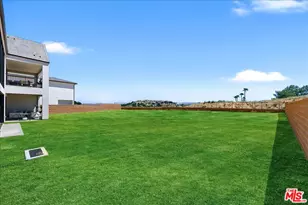 22810 Seaqua Cir, Chatsworth, CA 91311 - Photo 17