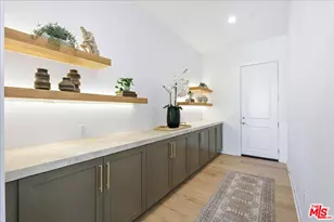22810 Seaqua Cir, Chatsworth, CA 91311 - Photo 35